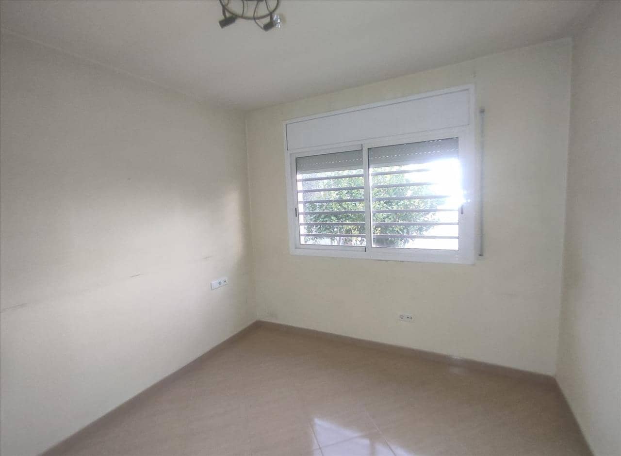 3 bedroom Townhouse for sale in Aiguamurcia with garage - € 138,000 (Ref: 9895412)