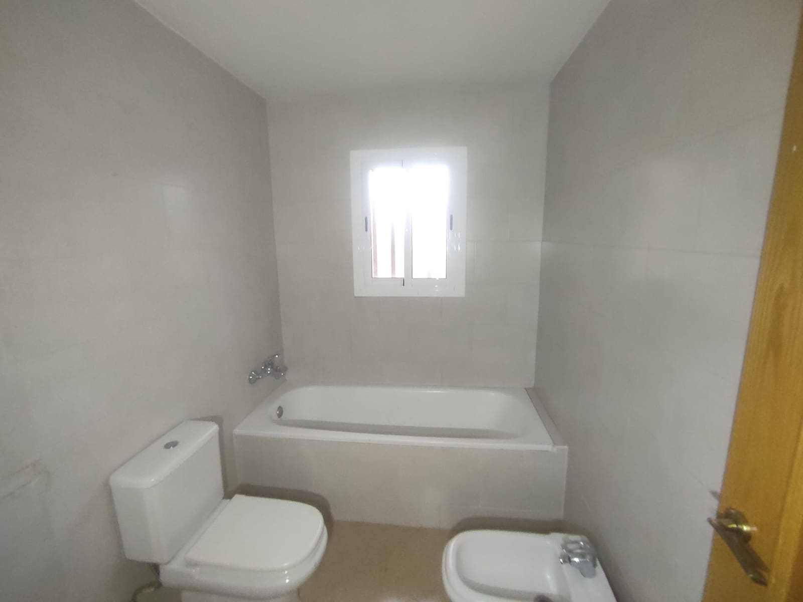 3 bedroom Townhouse for sale in Aiguamurcia with garage - € 138,000 (Ref: 9895412)