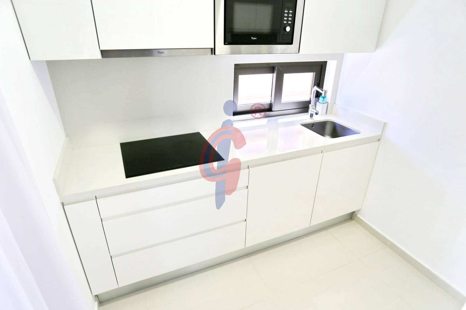 Apartamento de 3 habitaciones en Guardamar del Segura en venta con piscina garaje - 329.990 € (Ref: 10006373)