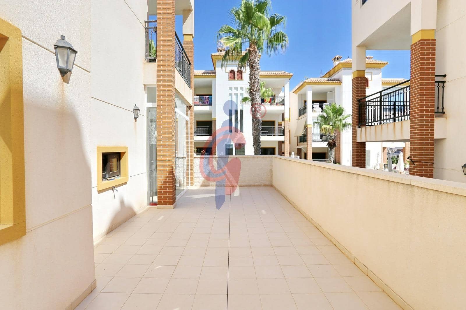 Apartamento de 3 habitaciones en Guardamar del Segura en venta con piscina garaje - 329.990 € (Ref: 10006373)