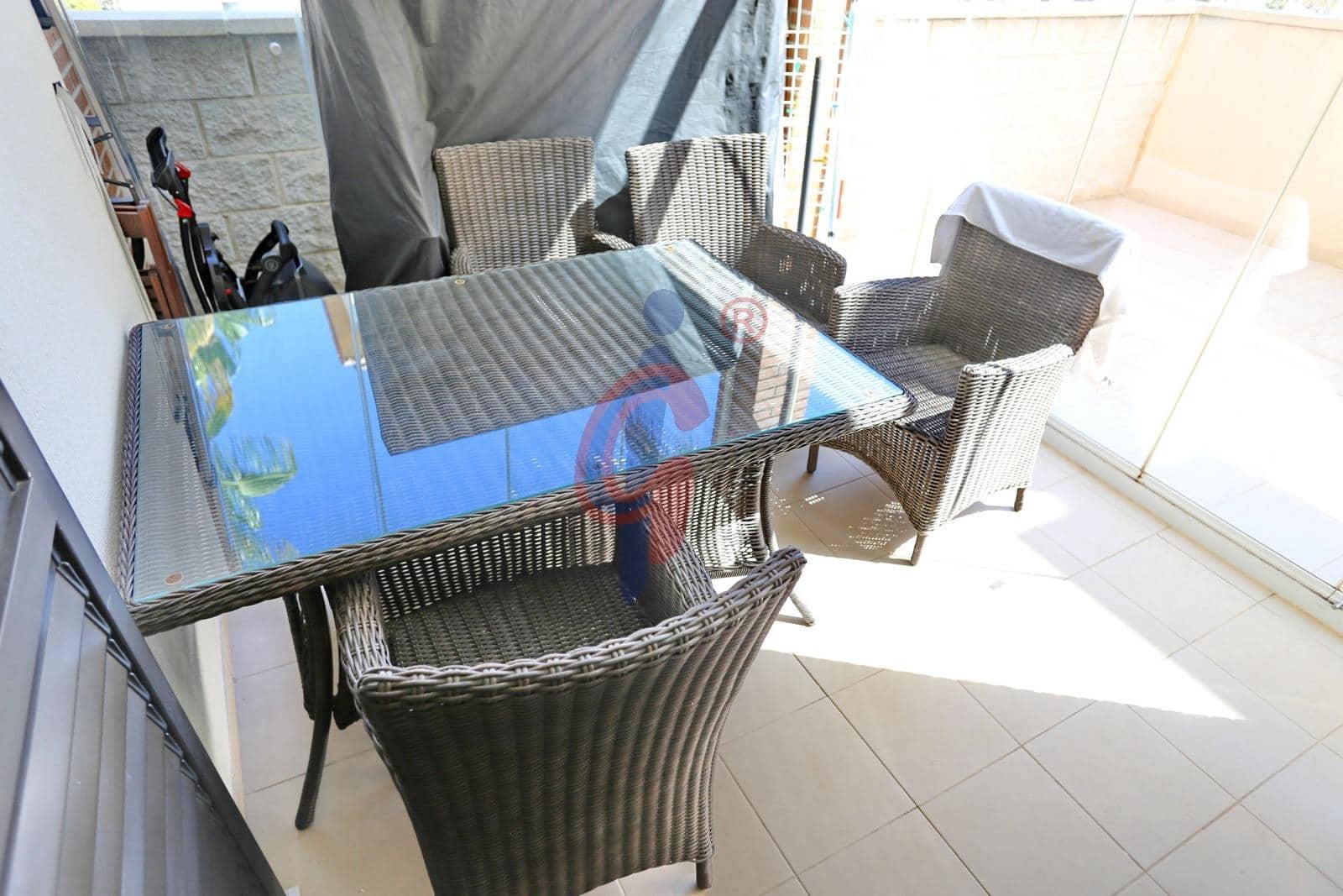 Apartamento de 3 habitaciones en Guardamar del Segura en venta con piscina garaje - 329.990 € (Ref: 10006373)