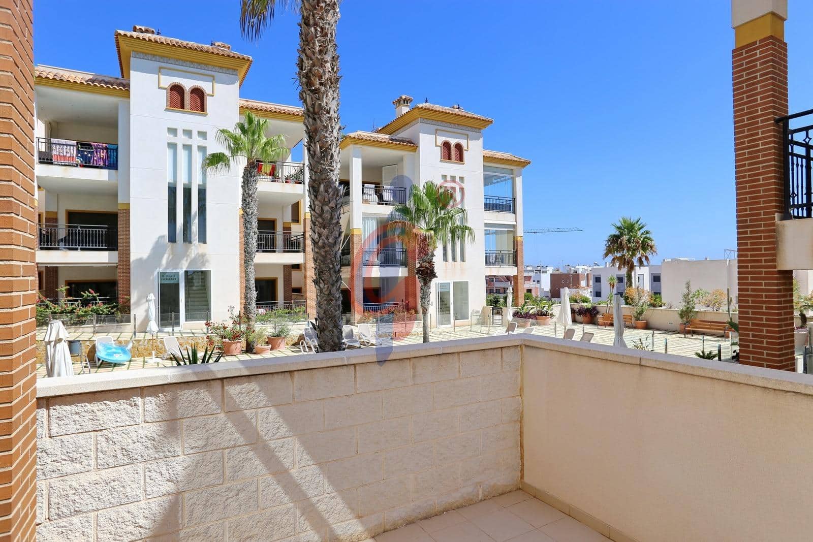 Apartamento de 3 habitaciones en Guardamar del Segura en venta con piscina garaje - 329.990 € (Ref: 10006373)