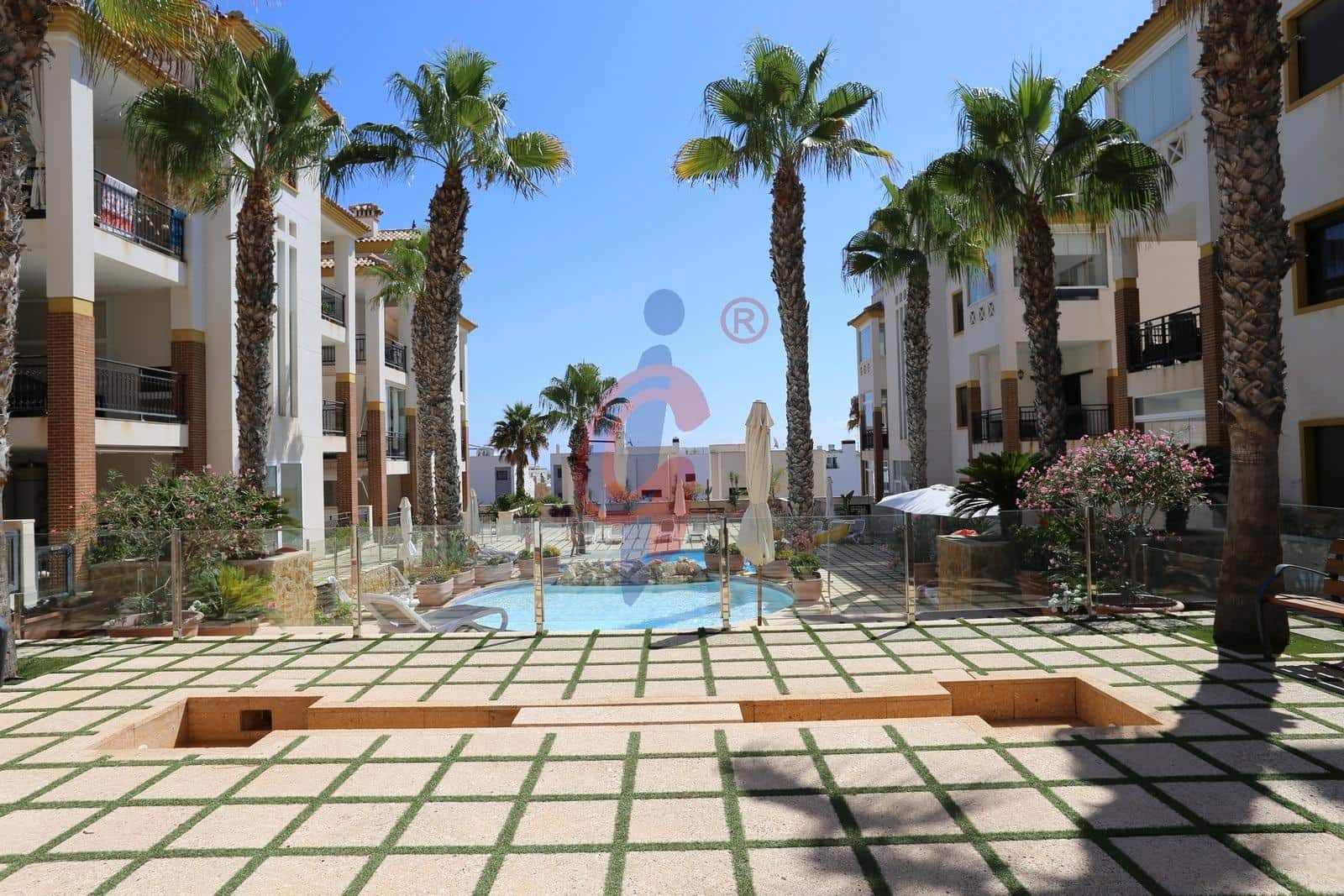 Apartamento de 3 habitaciones en Guardamar del Segura en venta con piscina garaje - 329.990 € (Ref: 10006373)