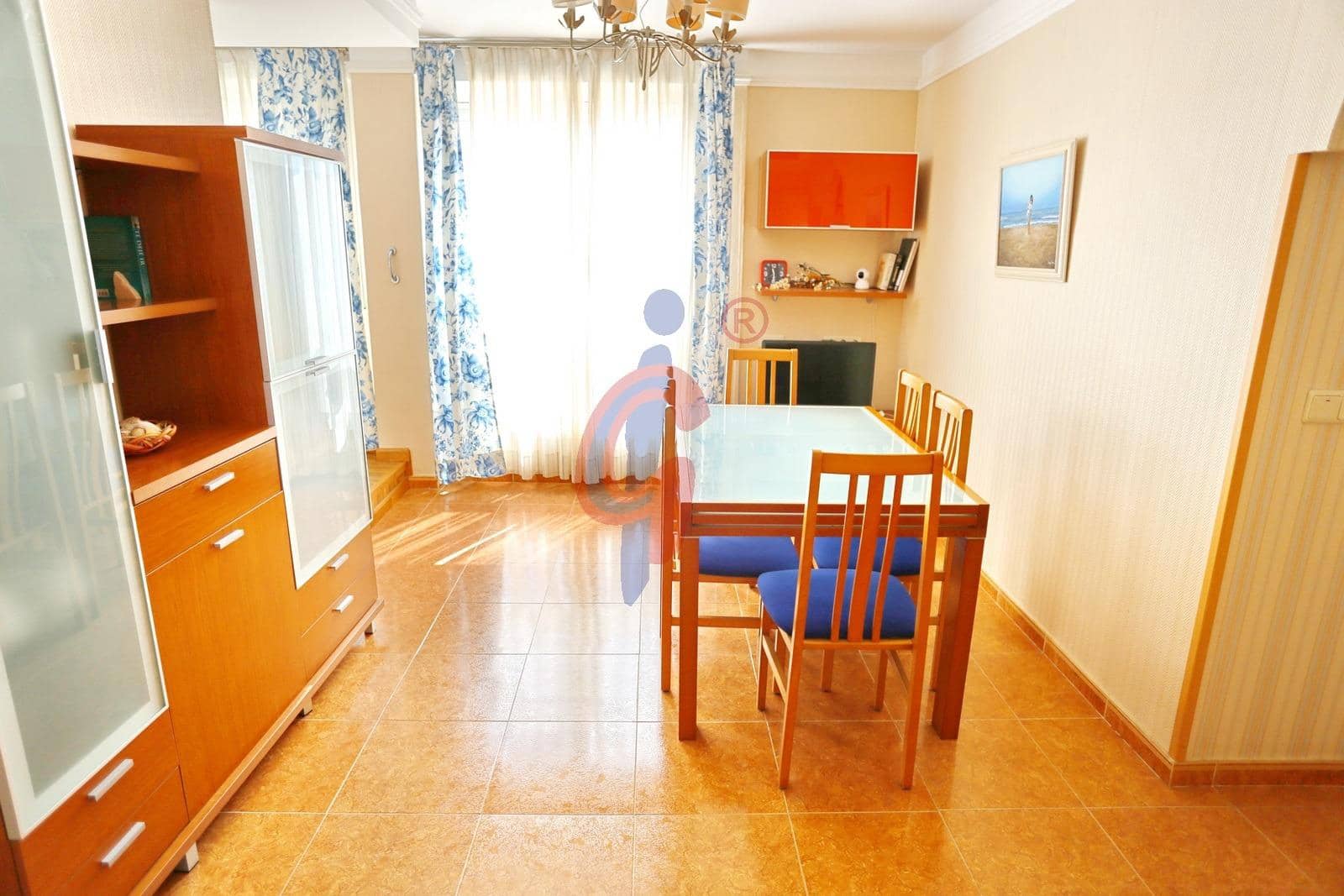 4 quarto Penthouse para arrendar em Guardamar del Segura com piscina garagem - 1 000 € (Ref: 10006374)