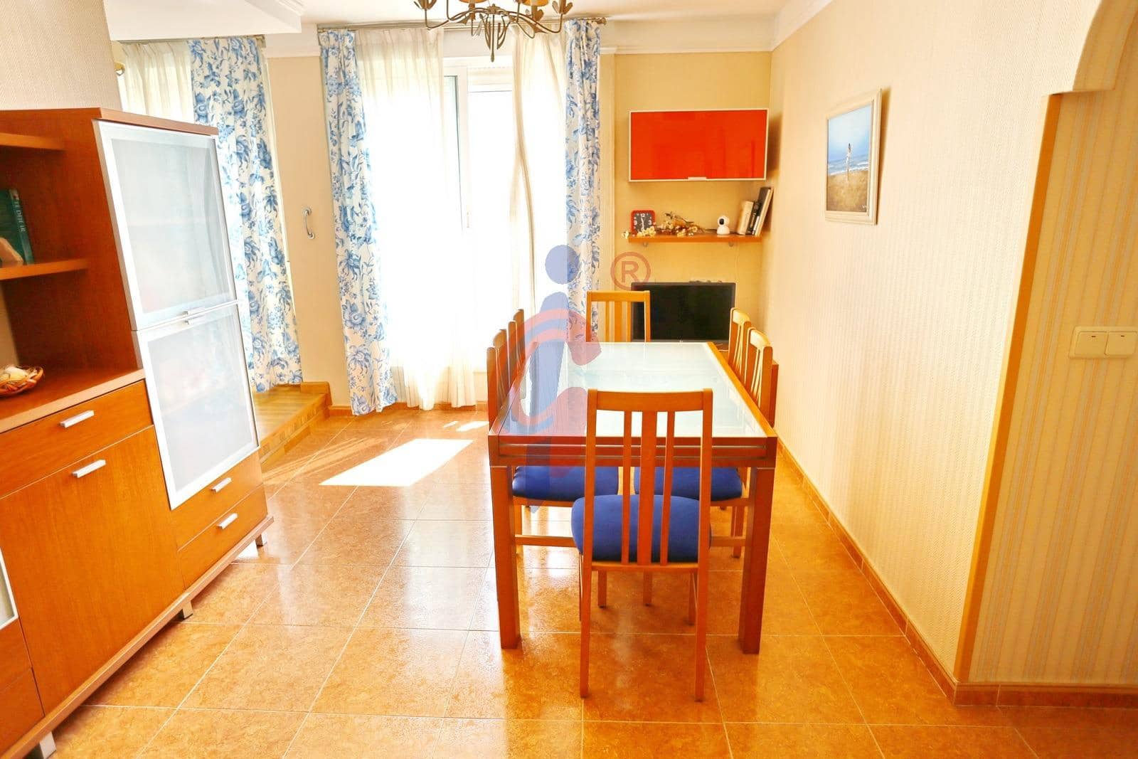 4 quarto Penthouse para arrendar em Guardamar del Segura com piscina garagem - 1 000 € (Ref: 10006374)