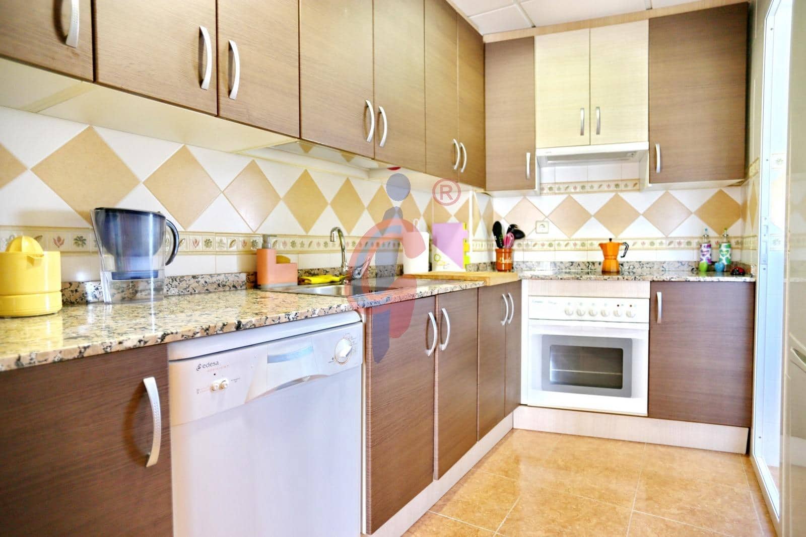 4 quarto Penthouse para arrendar em Guardamar del Segura com piscina garagem - 1 000 € (Ref: 10006374)