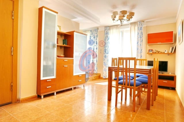 4 quarto Penthouse para arrendar em El Edén, Guardamar del Segura - 1 000 € (Ref: 10006374)