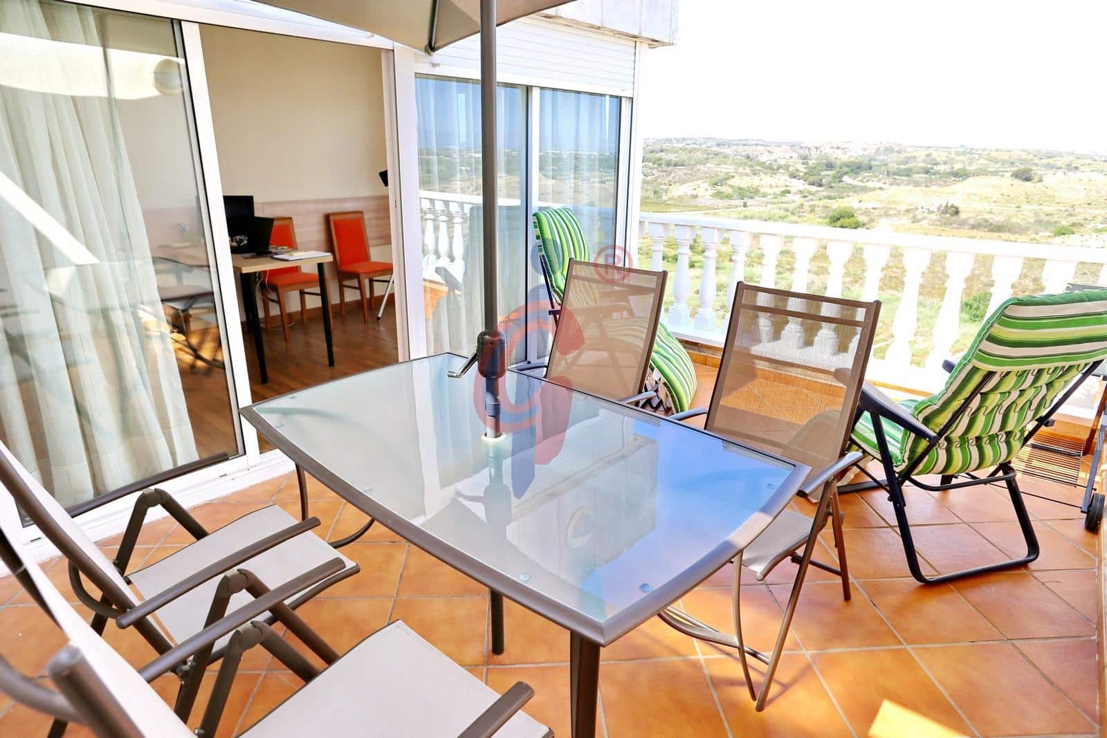4 quarto Penthouse para arrendar em Guardamar del Segura com piscina garagem - 1 000 € (Ref: 10006374)