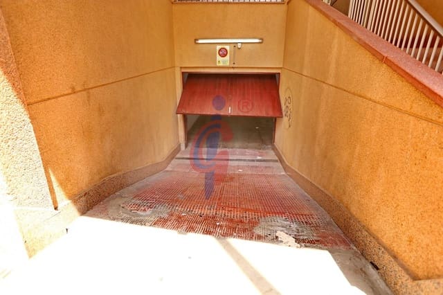 Garage da affittare in Las Viñas, Guardamar del Segura - 120 € (Rif: 10013442)