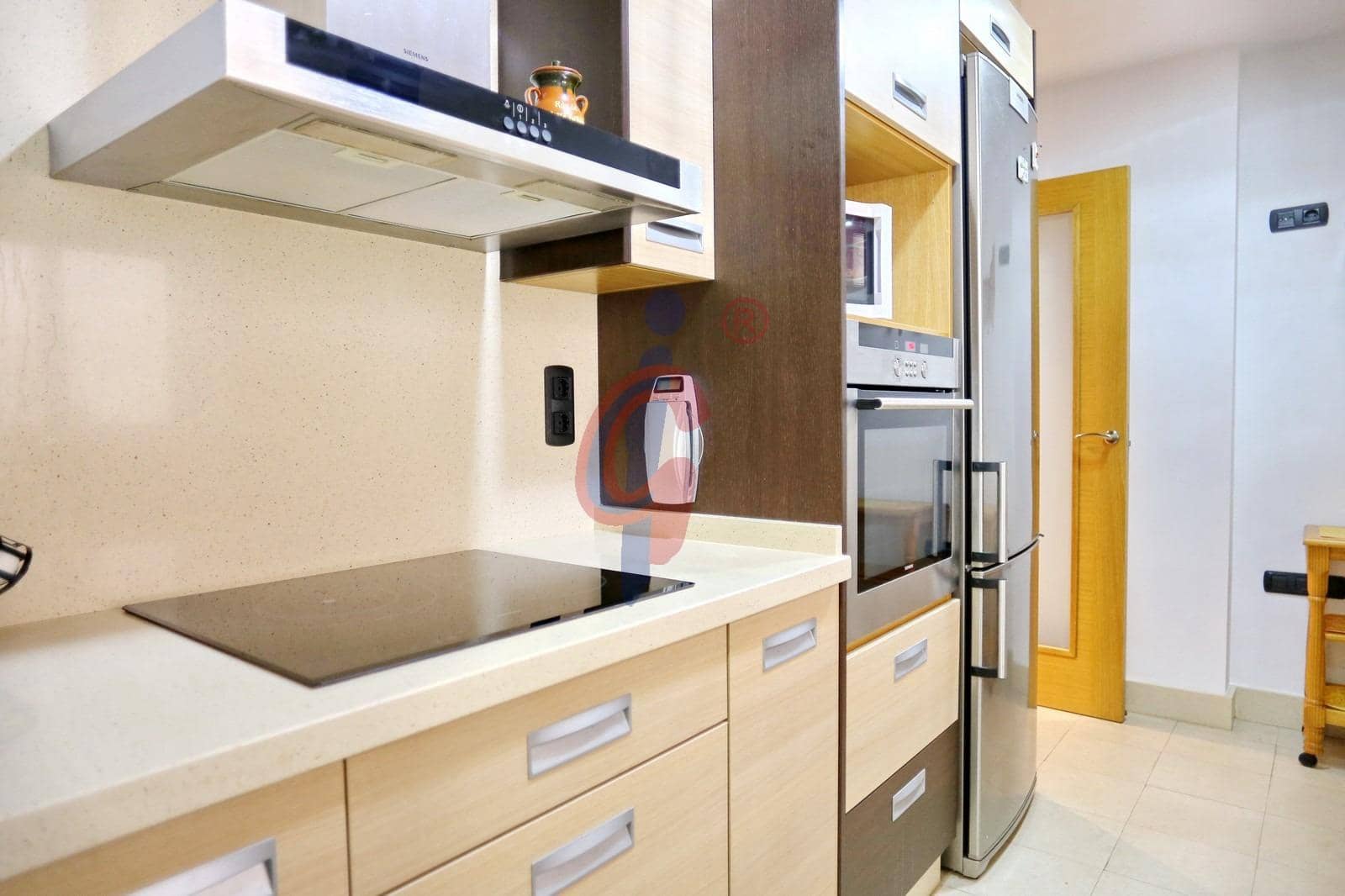 Appartement de 2 chambres à louer à Guardamar del Segura avec piscine - 900 € (Ref: 10025833)
