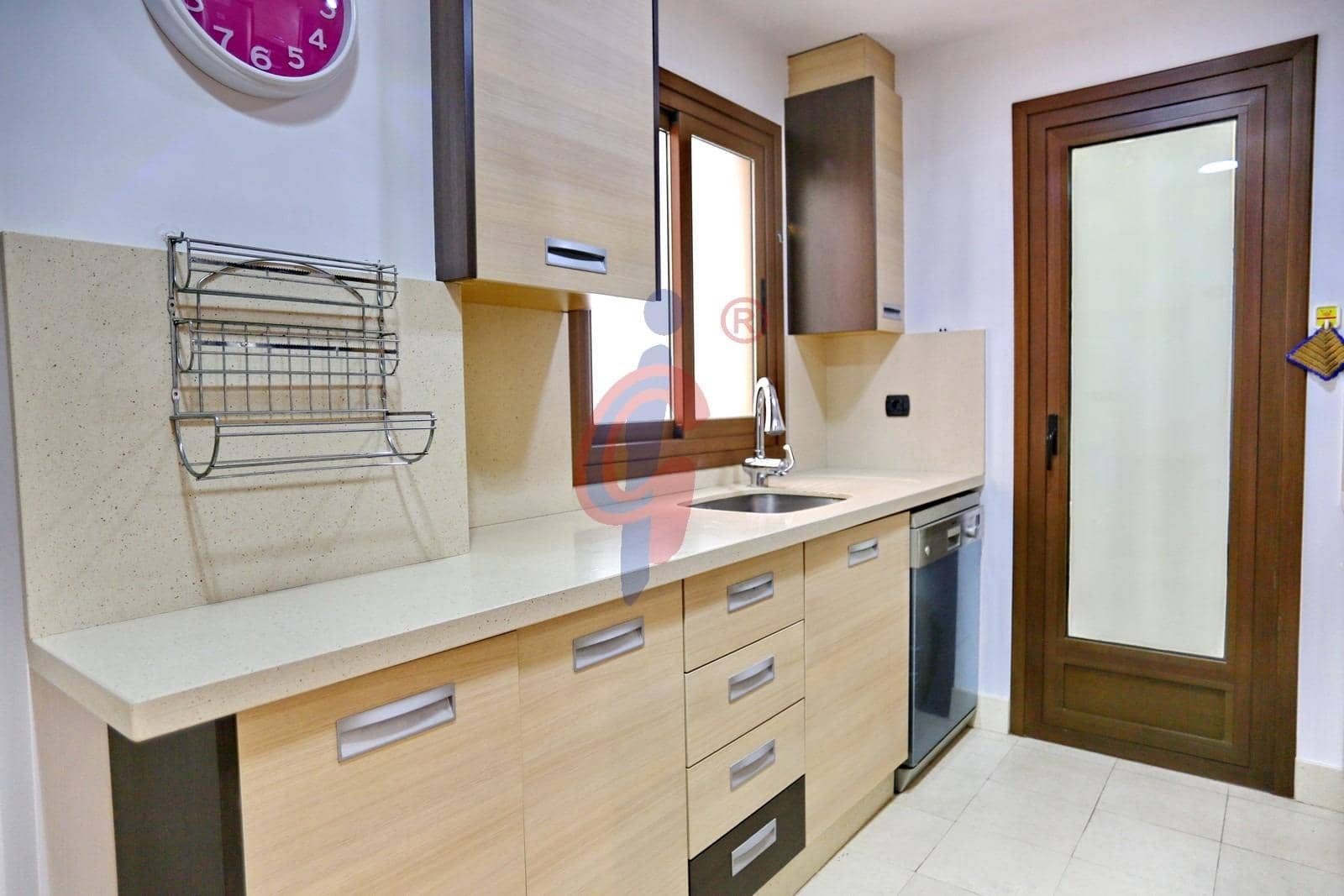Appartement de 2 chambres à louer à Guardamar del Segura avec piscine - 900 € (Ref: 10025833)
