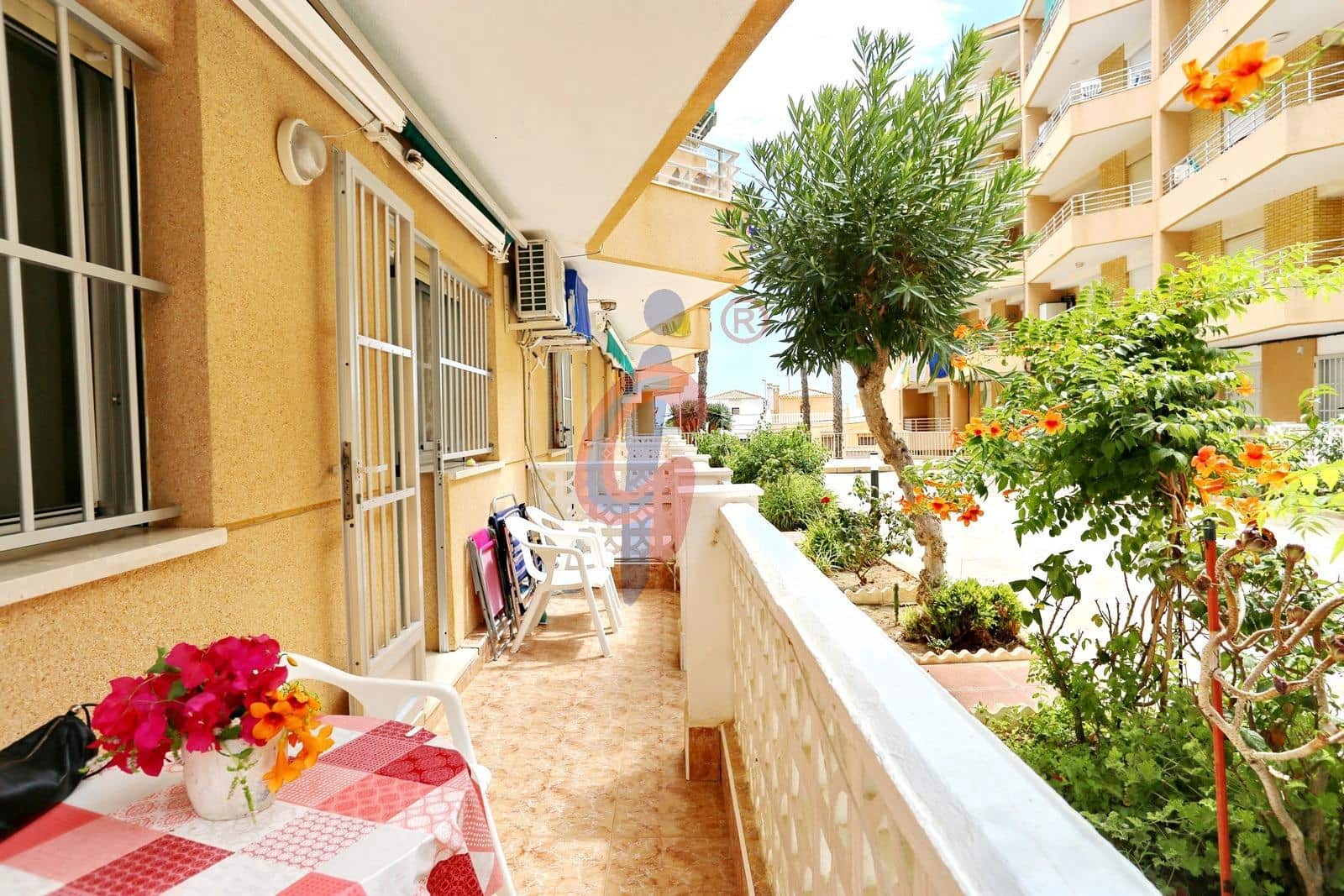 3 makuuhuone Huoneisto myytävänä paikassa Guardamar del Segura - 229 990 € (Ref: 10030674)