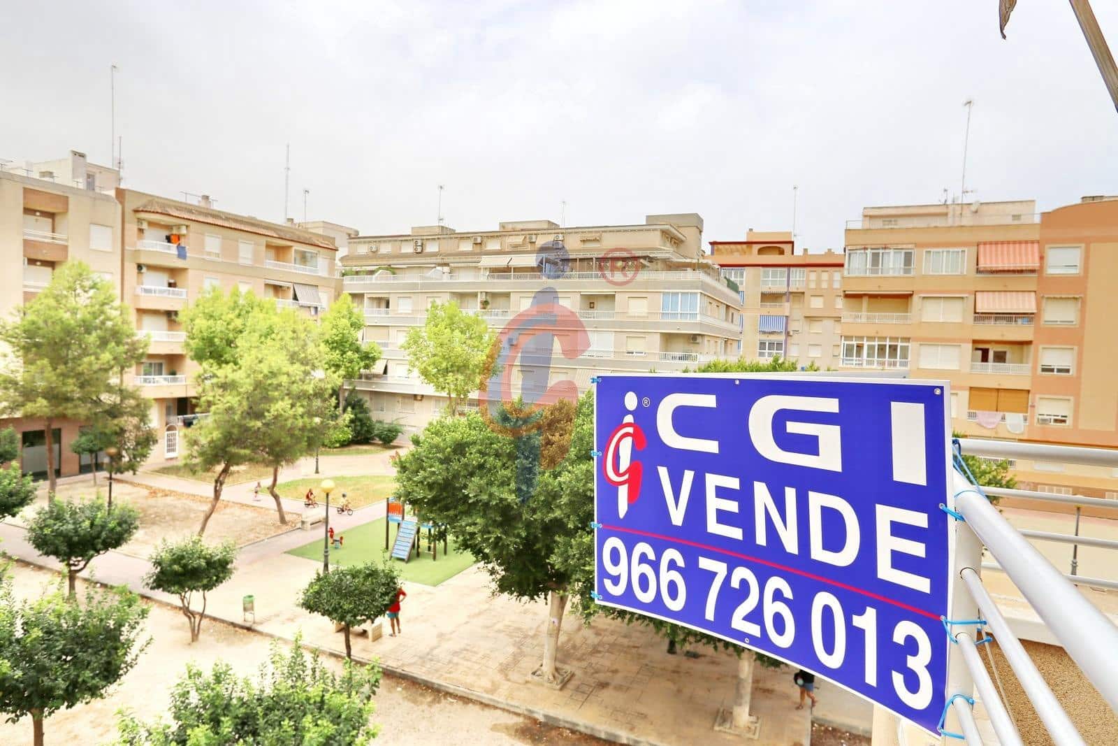 3 soveværelse Lejlighed til salg i Guardamar del Segura med garage - € 224.995 (Ref: 10033658)