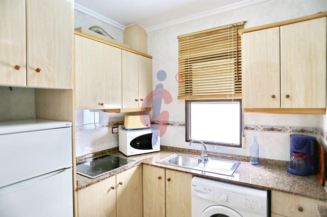 2 Zimmer Apartment zu vermieten in Zona Pueblo, Guardamar del Segura - 750 € (Ref: 10033659)