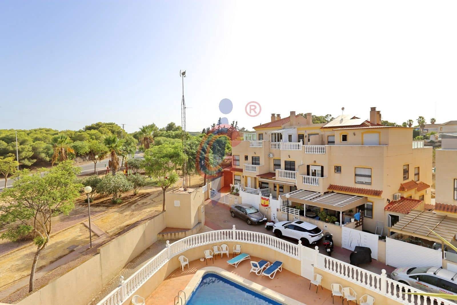 3 soveværelse Bungalow til salg i Guardamar del Segura med swimmingpool garage - € 235.000 (Ref: 10037533)
