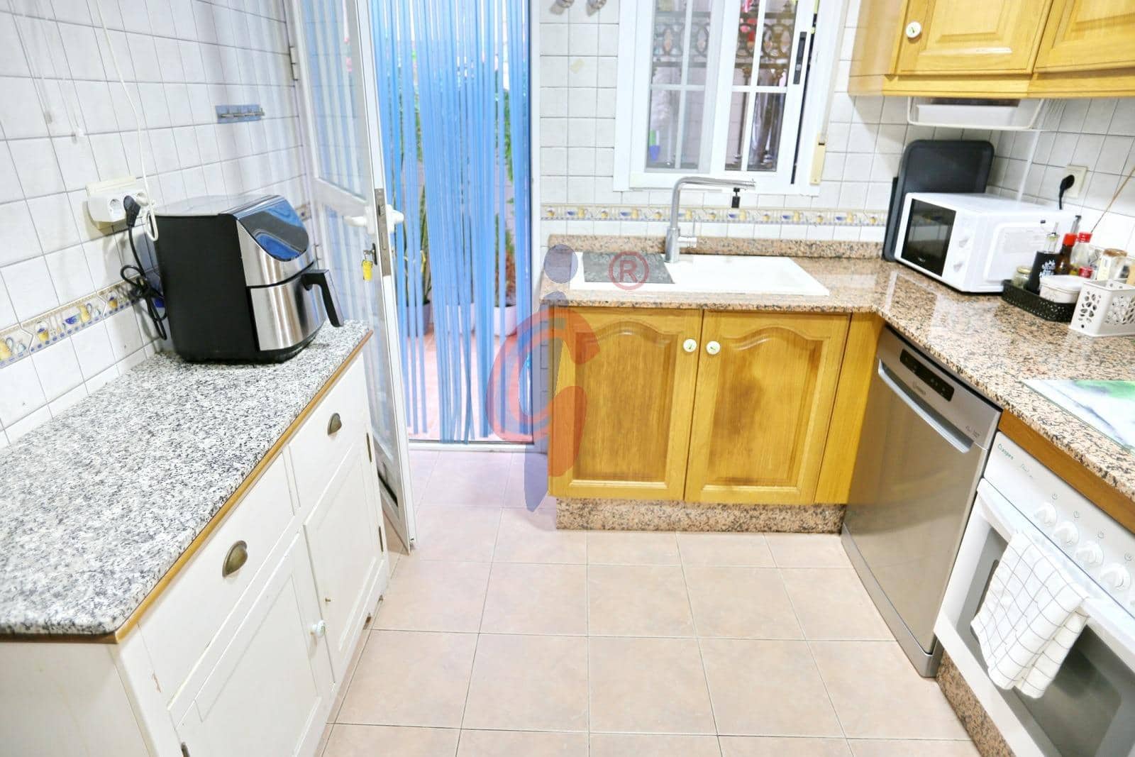 3 soveværelse Bungalow til salg i Guardamar del Segura med swimmingpool garage - € 235.000 (Ref: 10037533)