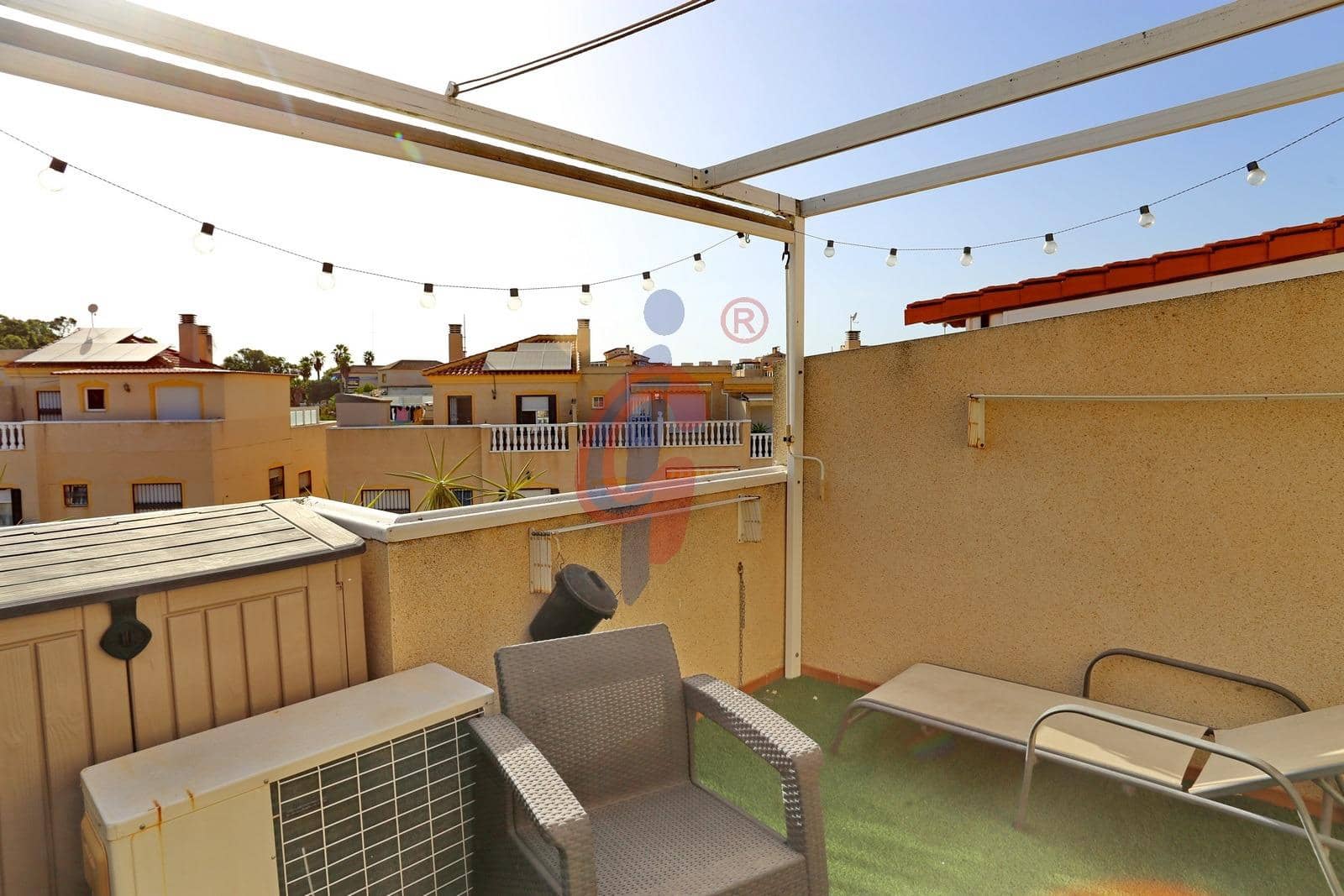 3 soveværelse Bungalow til salg i Guardamar del Segura med swimmingpool garage - € 235.000 (Ref: 10037533)