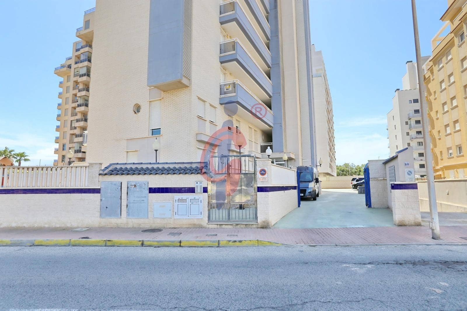2 slaapkamer Appartement te koop in Guardamar del Segura met zwembad garage - € 214.995 (Ref: 10068047)