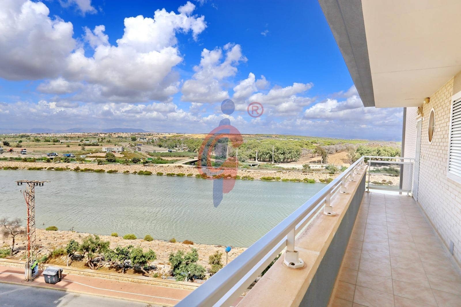 2 slaapkamer Appartement te koop in Guardamar del Segura met zwembad garage - € 214.995 (Ref: 10068047)