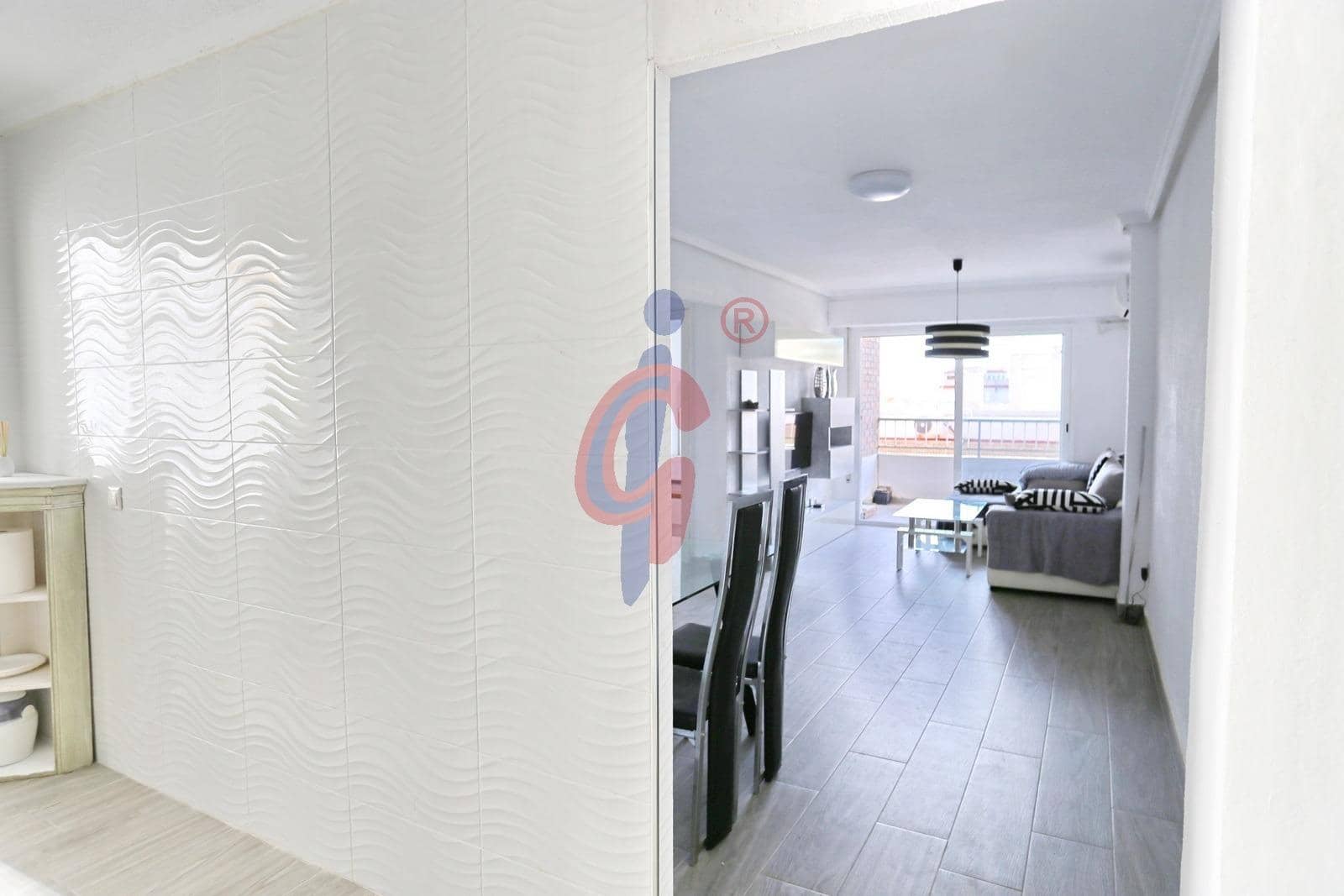 3 slaapkamer Appartement te koop in Guardamar del Segura - € 210.000 (Ref: 10068048)