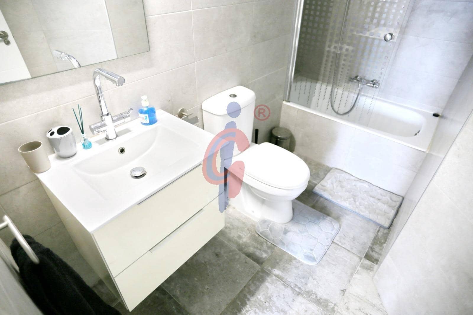 3 slaapkamer Appartement te koop in Guardamar del Segura - € 210.000 (Ref: 10068048)