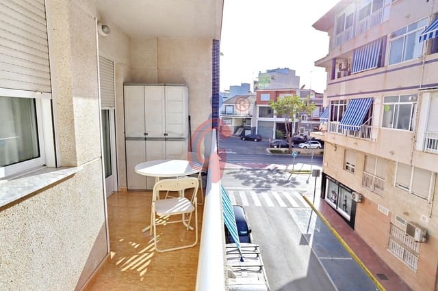 2 bedroom Apartment for sale in Zona Pueblo, Guardamar del Segura - € 175,000 (Ref: 10068050)