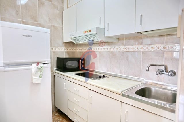 1 makuuhuone Asunto myytävänä paikassa El Moncayo - El Pòrtic, Guardamar del Segura - 95 000 € (Ref: 10068051)