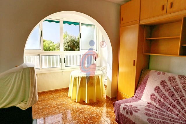 1 makuuhuone Asunto myytävänä paikassa El Moncayo - El Pòrtic, Guardamar del Segura - 95 000 € (Ref: 10068051)