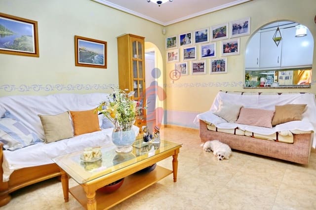 2 bedroom Apartment for sale in Zona Pueblo, Guardamar del Segura with garage - € 230,000 (Ref: 10070848)