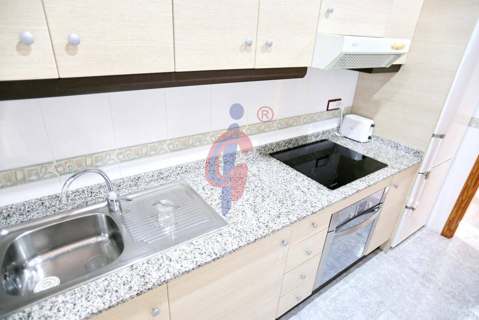 2 chambre Appartement à vendre à Guardamar del Segura avec piscine garage - 210 000 € (Ref: 10076534)