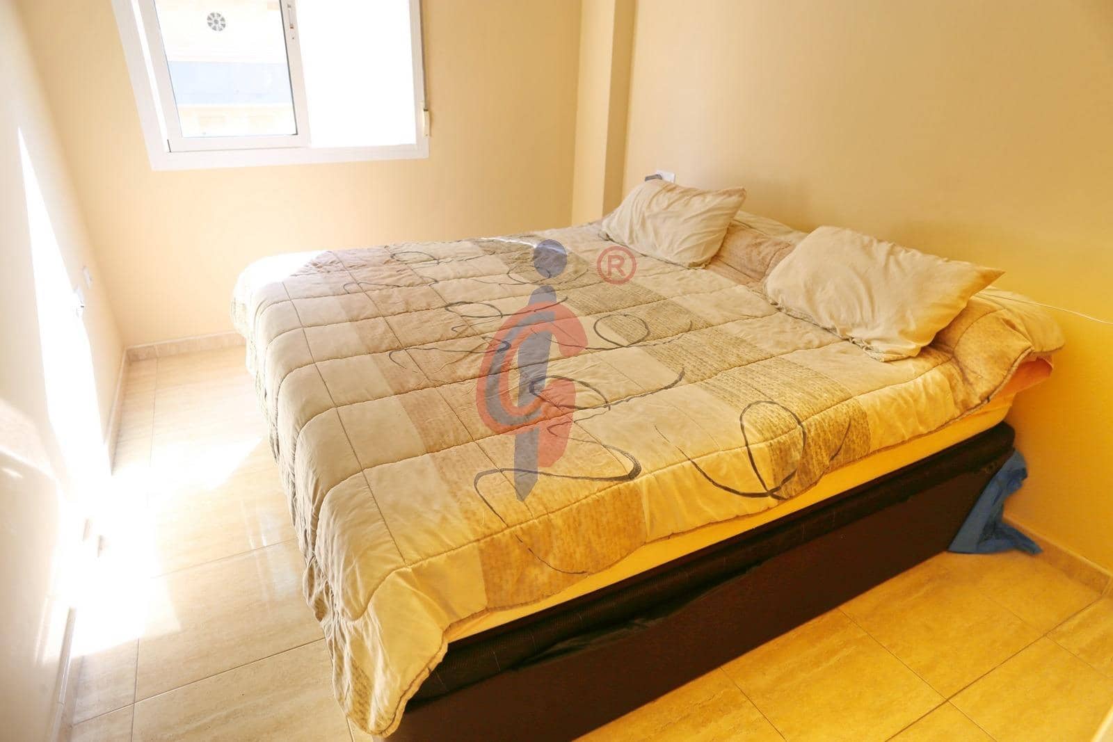 2 soveværelse Lejlighed til salg i Guardamar del Segura med swimmingpool - € 199.900 (Ref: 10098544)