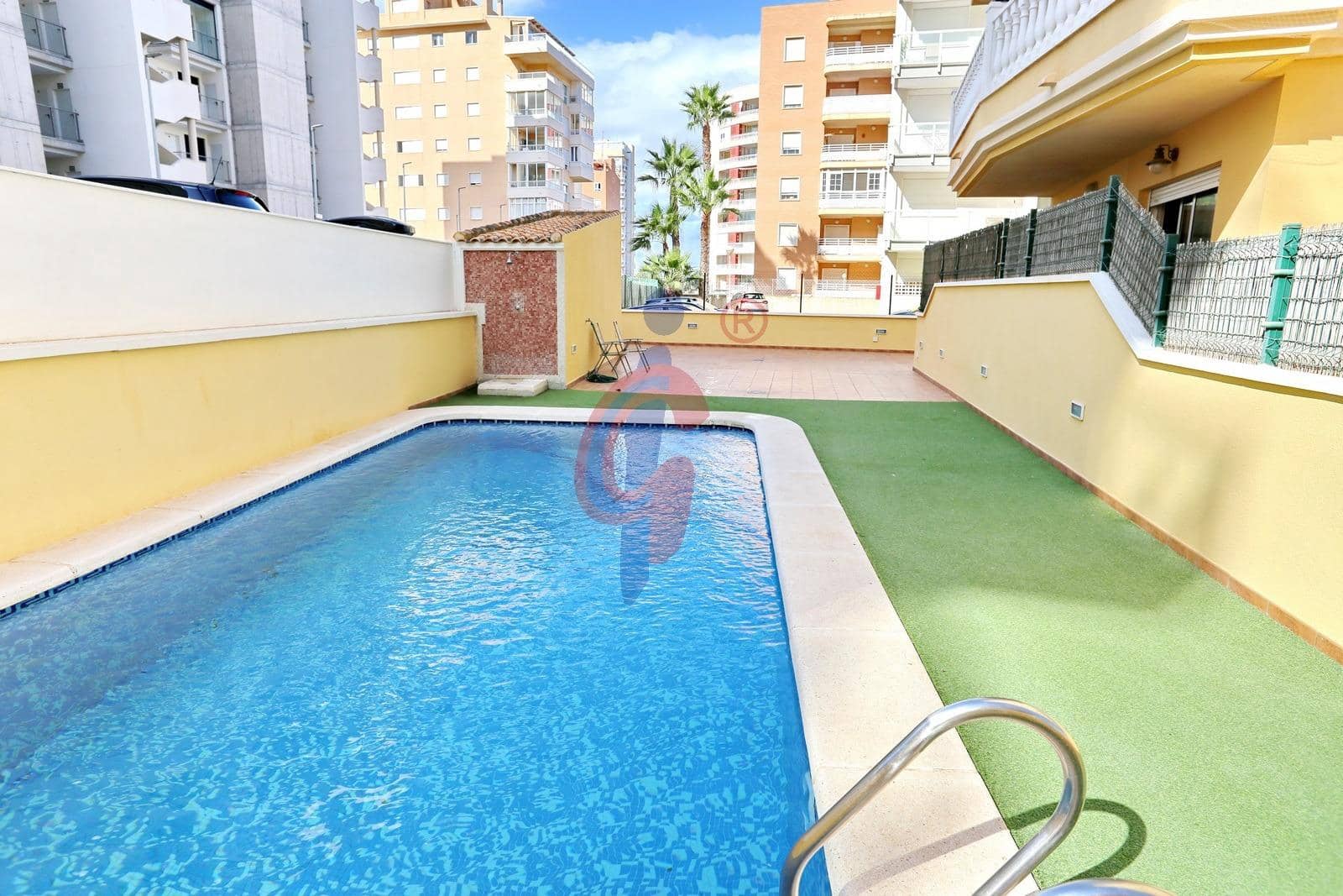 2 soveværelse Lejlighed til salg i Guardamar del Segura med swimmingpool - € 199.900 (Ref: 10098544)