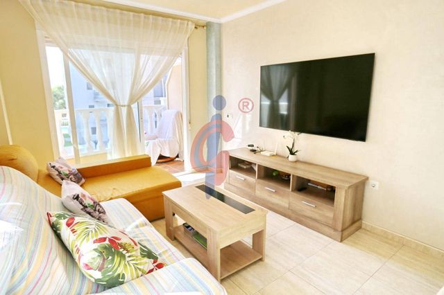 2 soveværelse Lejlighed til salg i Puerto Deportivo, Guardamar del Segura med swimmingpool - € 199.900 (Ref: 10098544)