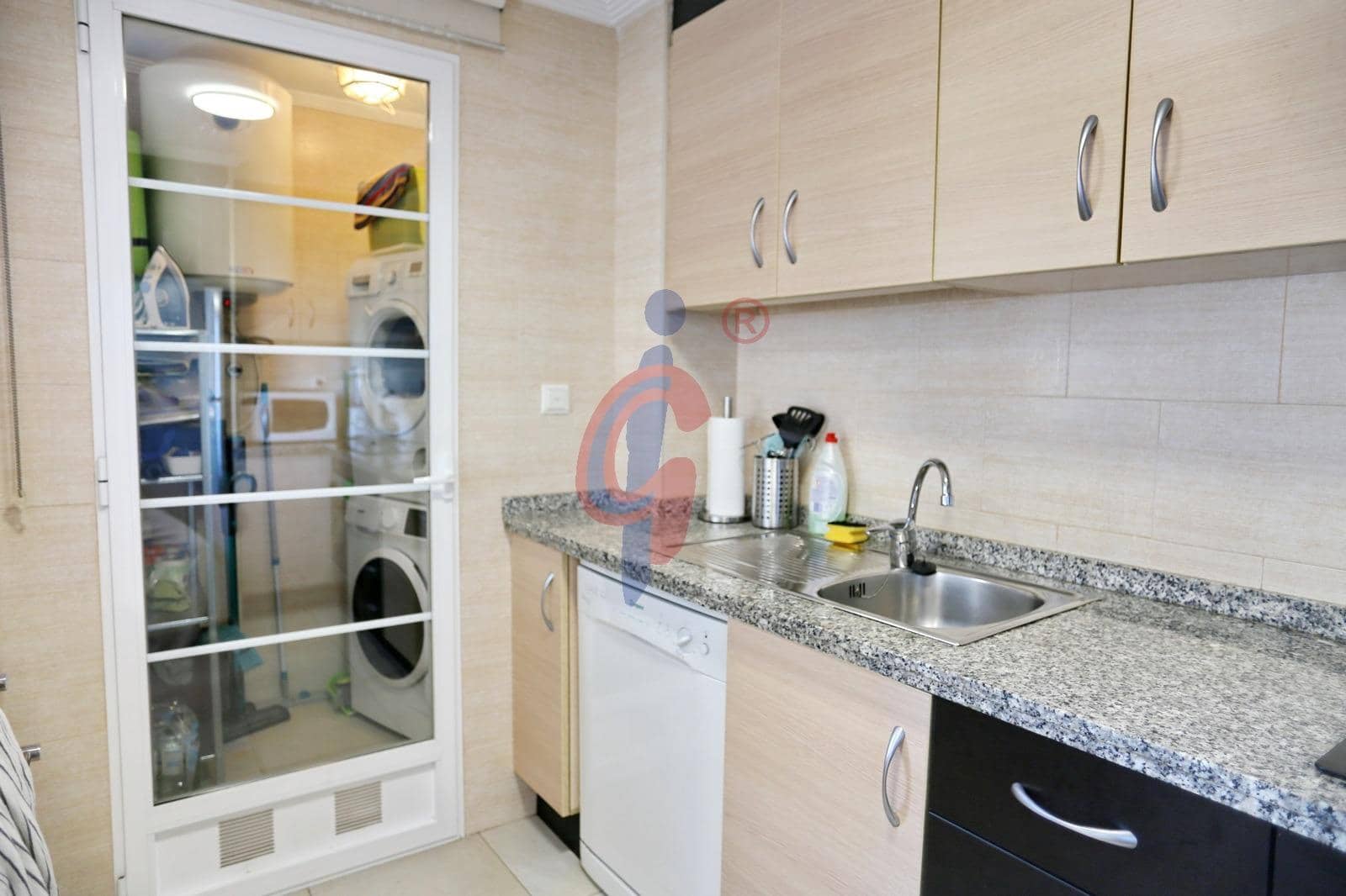 2 soveværelse Lejlighed til salg i Guardamar del Segura med swimmingpool garage - € 184.900 (Ref: 10109795)