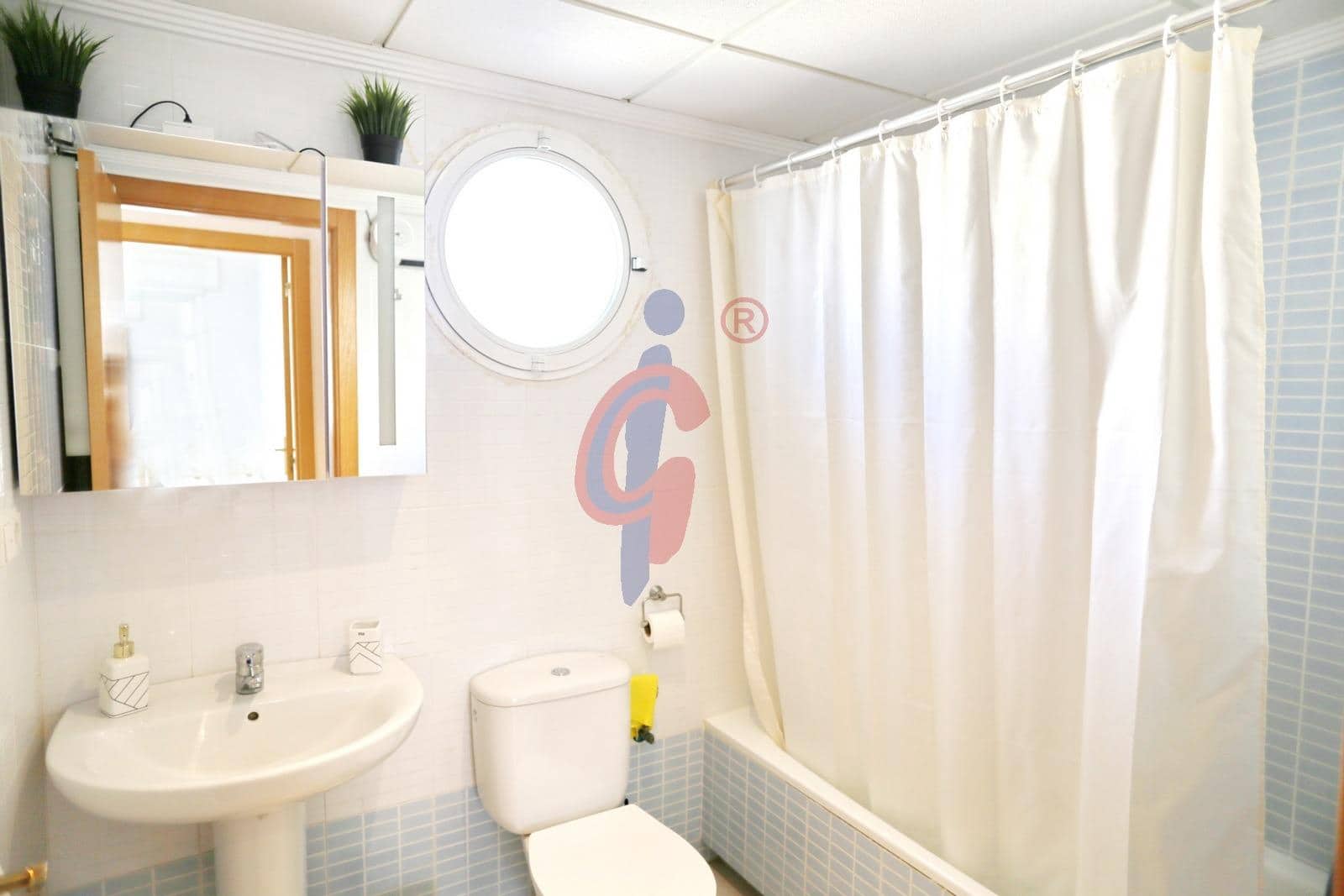 2 soveværelse Lejlighed til salg i Guardamar del Segura med swimmingpool garage - € 184.900 (Ref: 10109795)