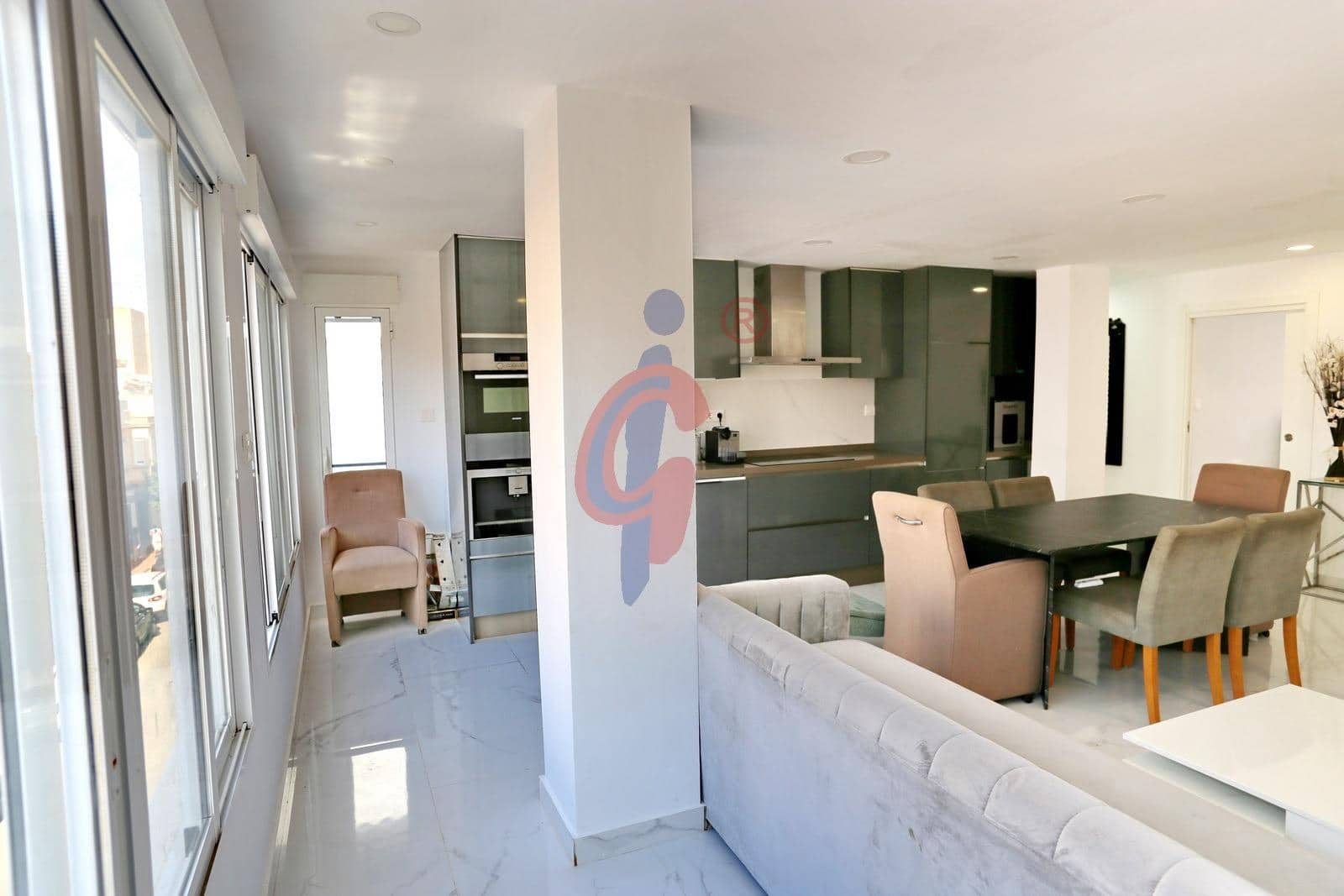 3 bedroom Apartment for sale in Guardamar del Segura - € 240,000 (Ref: 10129692)