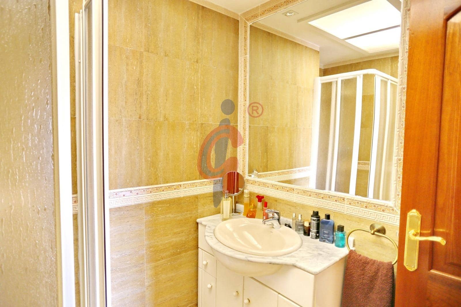 2 sovrum Lägenhet till salu i Guardamar del Segura med garage - 389 990 € (Ref: 10129693)