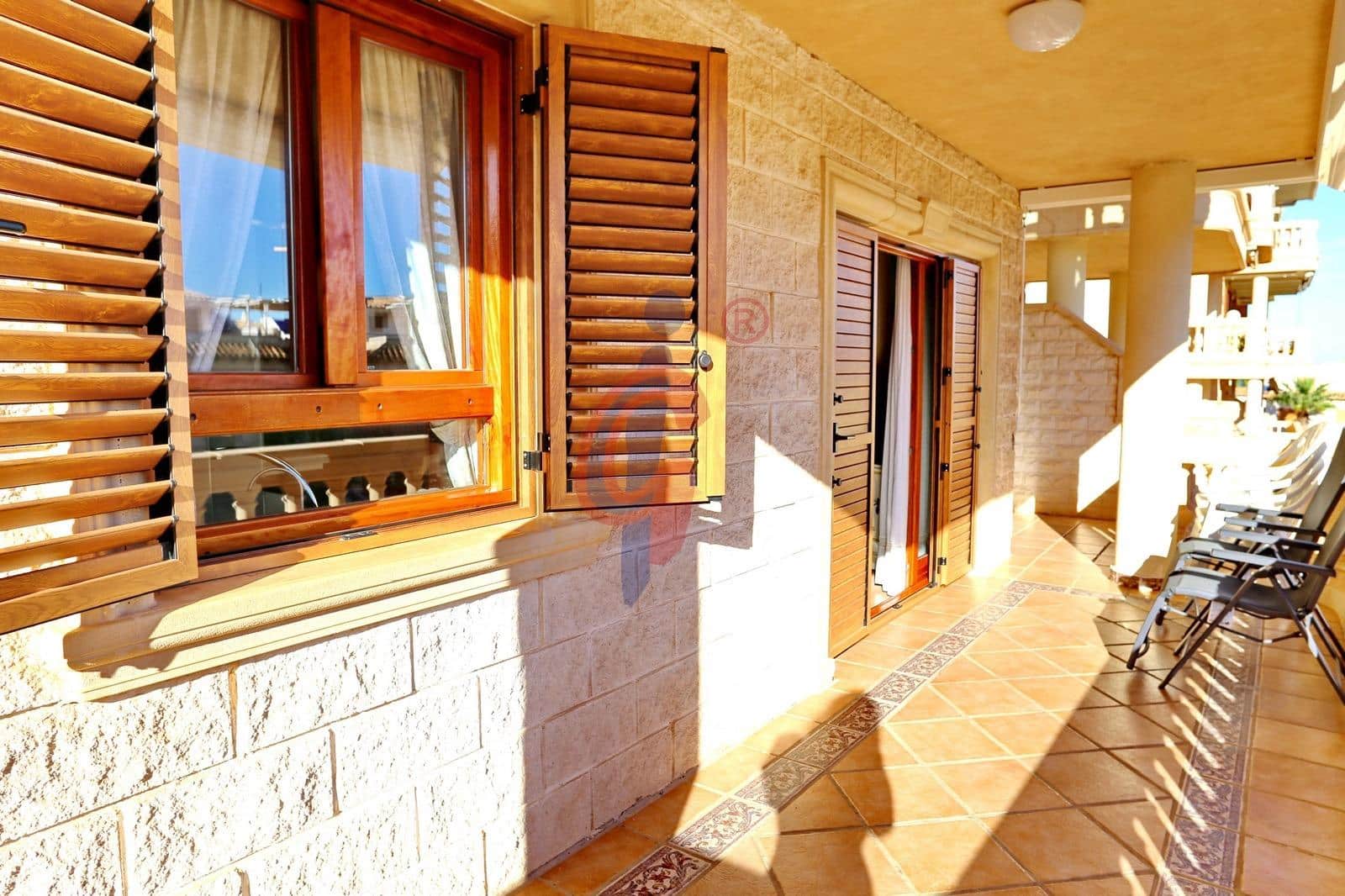 2 sovrum Lägenhet till salu i Guardamar del Segura med garage - 389 990 € (Ref: 10129693)