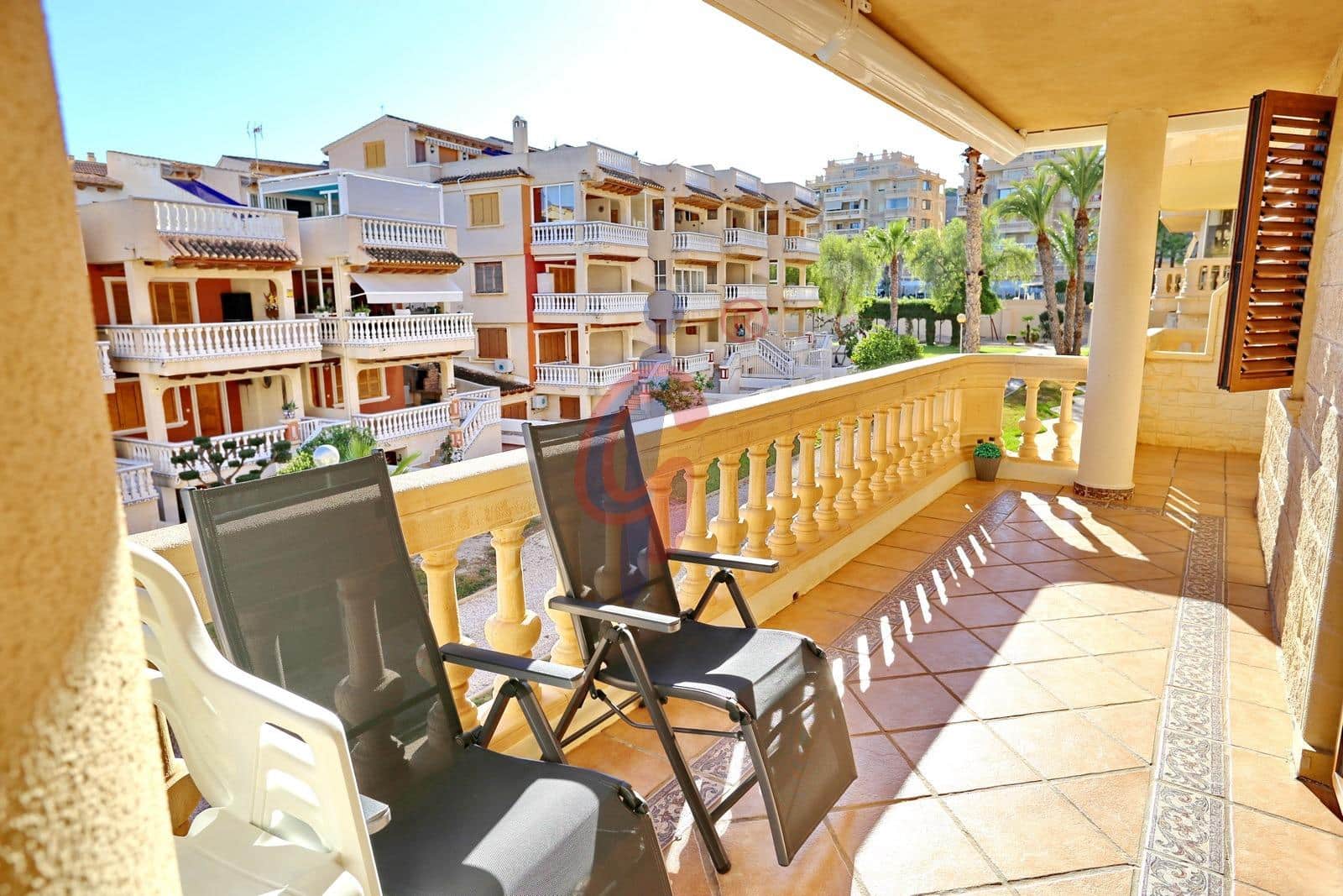 2 sovrum Lägenhet till salu i Guardamar del Segura med garage - 389 990 € (Ref: 10129693)