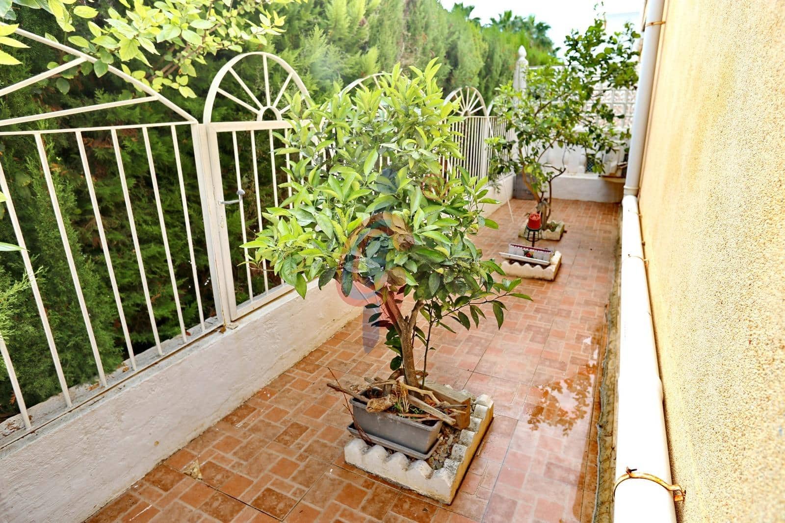 3 Zimmer Bungalow zu verkaufen in Guardamar del Segura mit Pool Garage - 249.000 € (Ref: 10136200)