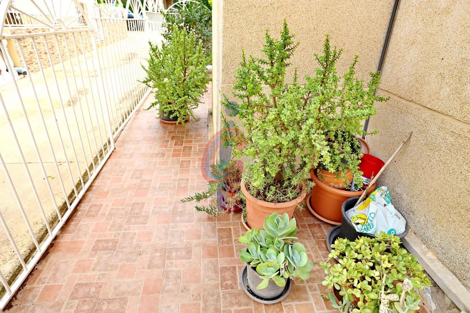 3 Zimmer Bungalow zu verkaufen in Guardamar del Segura mit Pool Garage - 249.000 € (Ref: 10136200)