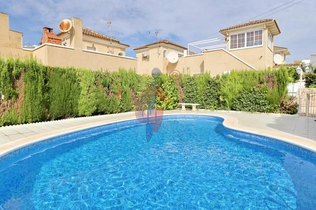 3 Zimmer Bungalow zu verkaufen in El Moncayo, Guardamar del Segura mit Pool Garage - 249.000 € (Ref: 10136200)