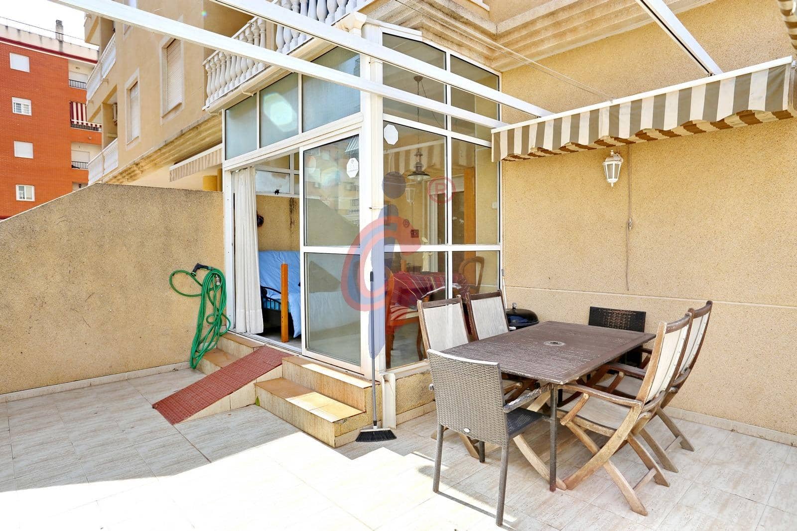 2 soverom Leilighet til salgs i Guardamar del Segura med svømmebasseng - € 169 990 (Ref: 10139830)