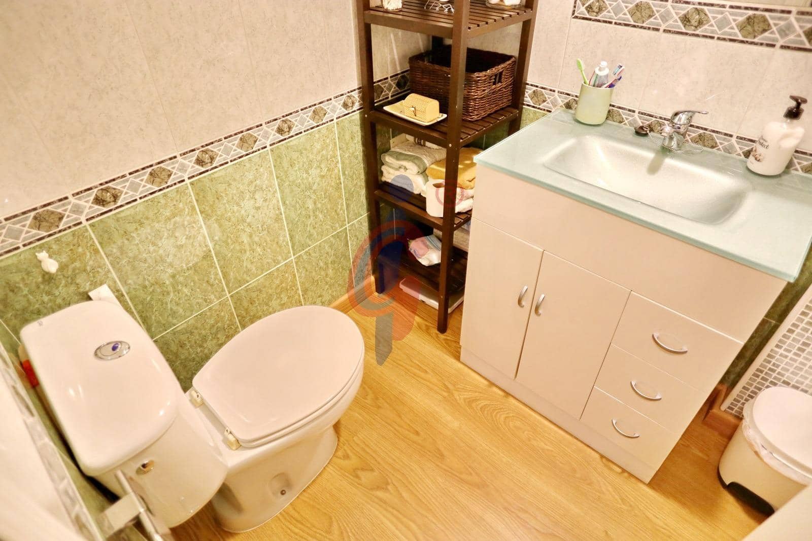 Apartamento de 2 habitaciones en Guardamar del Segura en venta con piscina - 164.950 € (Ref: 10139831)
