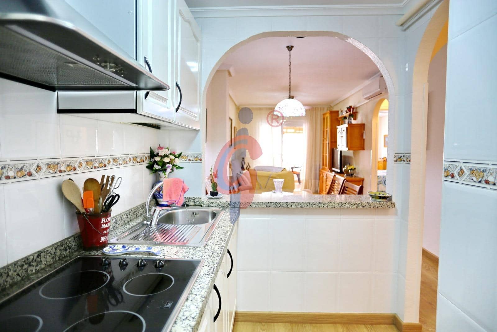 Apartamento de 2 habitaciones en Guardamar del Segura en venta con piscina - 164.950 € (Ref: 10139831)