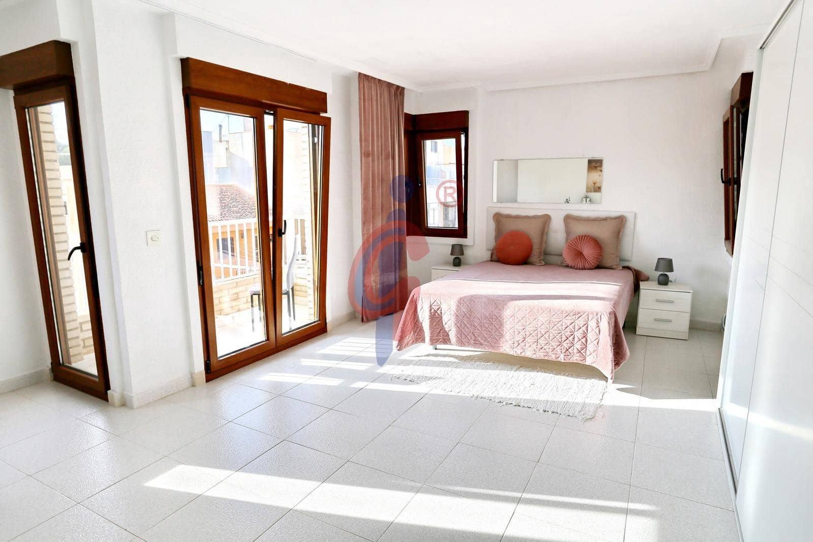 4 sovrum Lägenhet till salu i Guardamar del Segura - 175 000 € (Ref: 10139834)