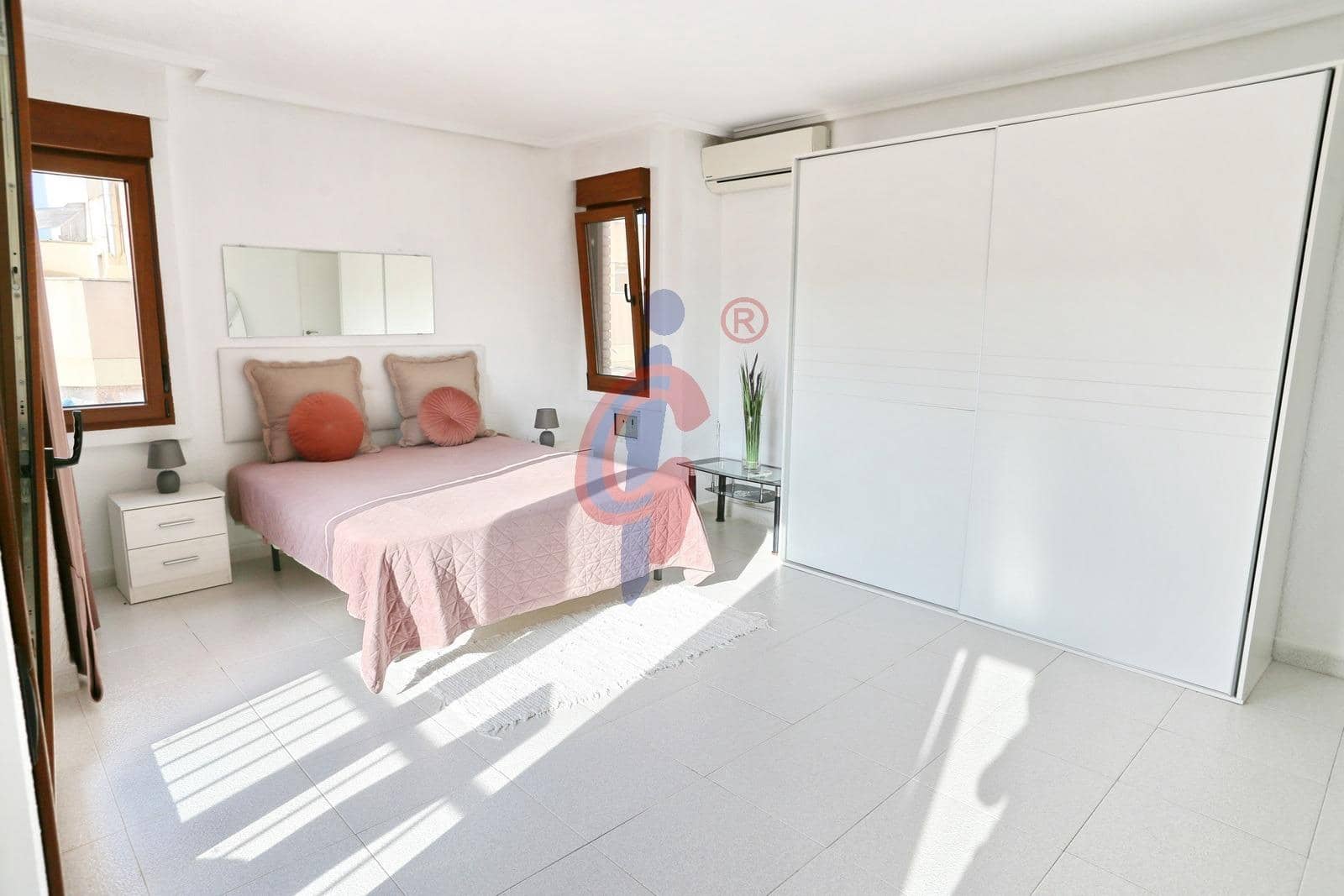 4 sovrum Lägenhet till salu i Guardamar del Segura - 175 000 € (Ref: 10139834)