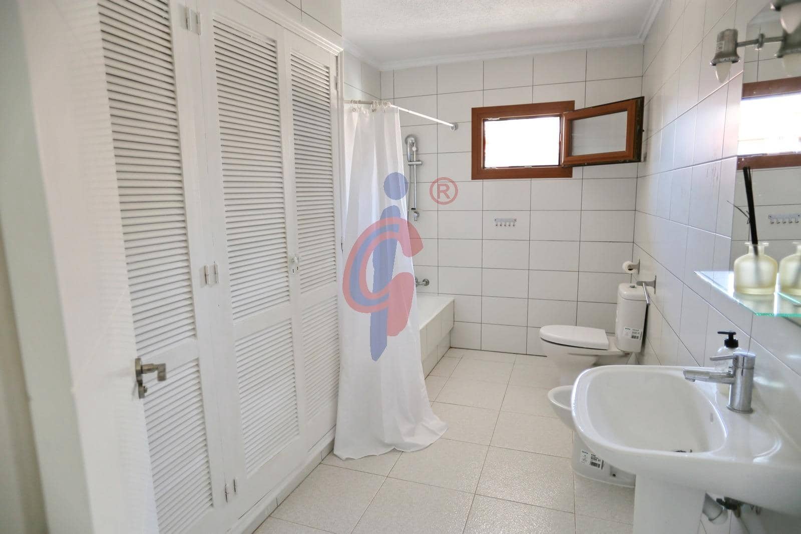 4 sovrum Lägenhet till salu i Guardamar del Segura - 175 000 € (Ref: 10139834)