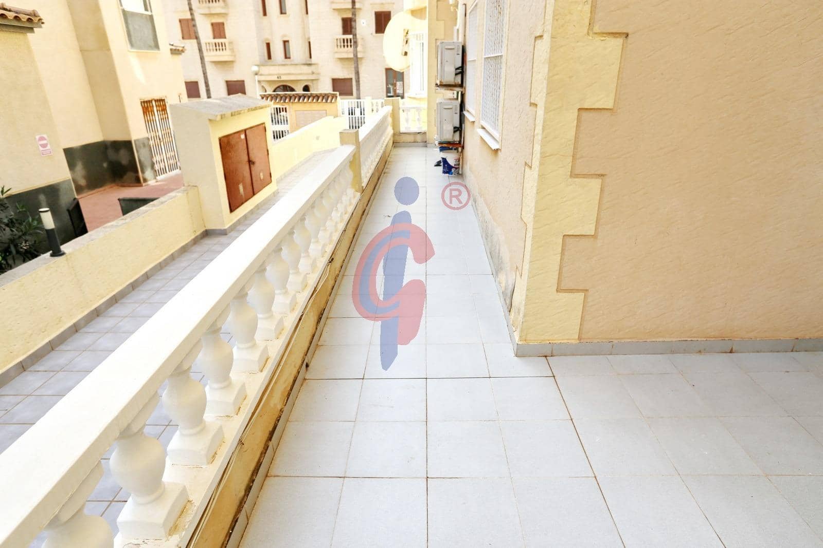 3 slaapkamer Appartement te koop in Guardamar del Segura met zwembad garage - € 246.000 (Ref: 10150391)