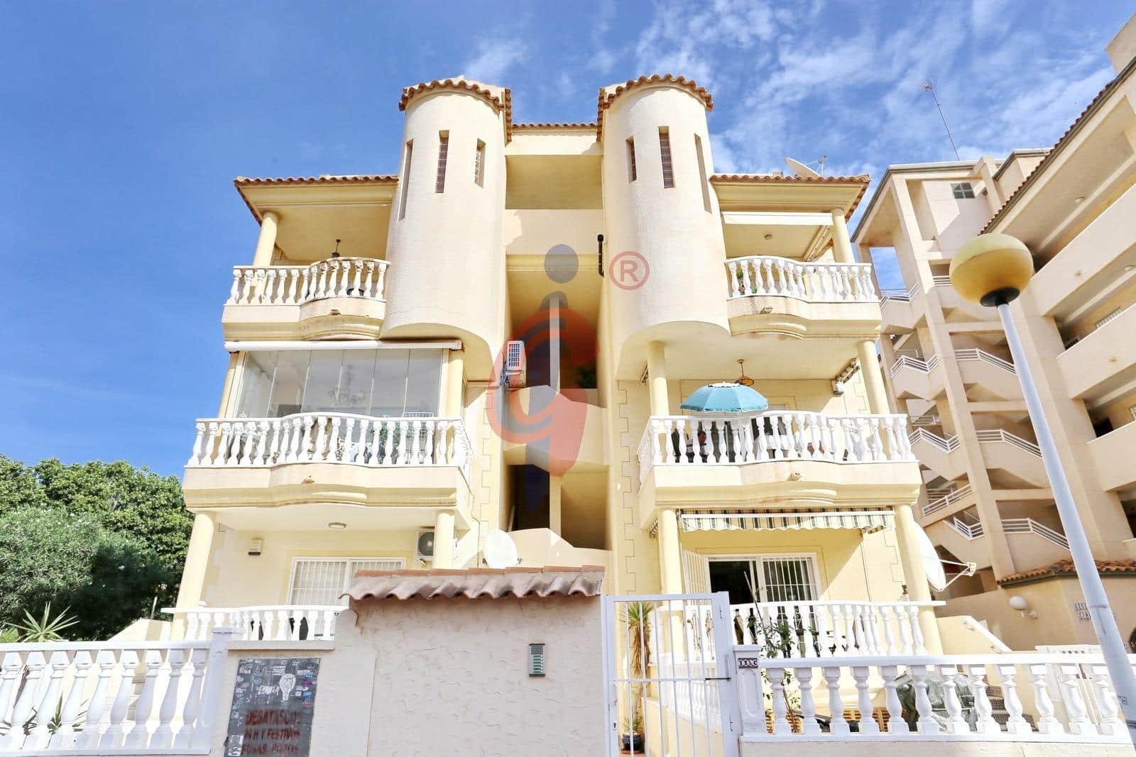 3 slaapkamer Appartement te koop in Guardamar del Segura met zwembad garage - € 246.000 (Ref: 10150391)